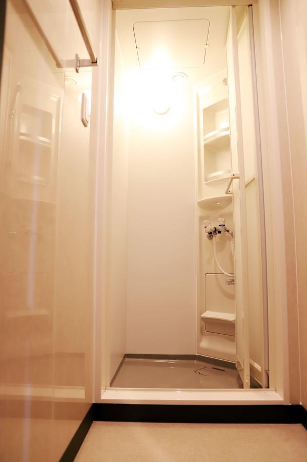 Hostel Taichi House Osaka Exterior photo