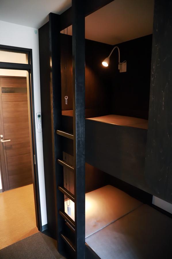 Hostel Taichi House Osaka Exterior photo